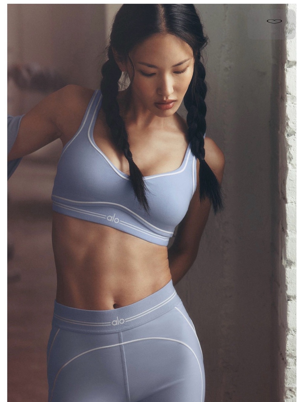 ALO Yoga Airbrush Heart Throb Bra in Periwinkle with White Piping